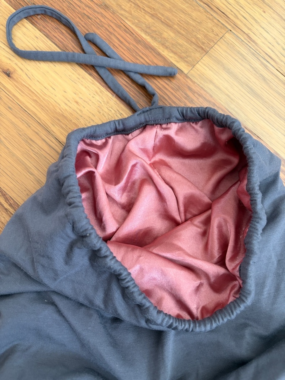 Gray and Pink Satin-Lined Hair Bonnet - Picture 3 of 4